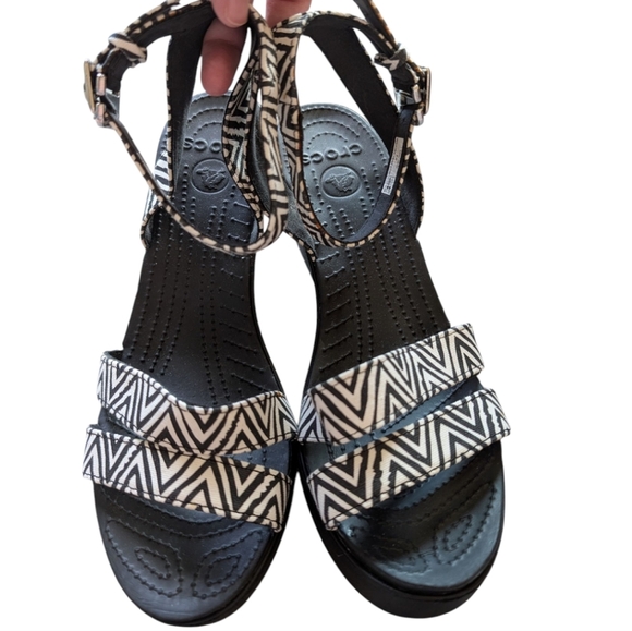 Crocs Leigh II Cross-strap Ankle Wedges Sandal Zebra Black White Rare Women 10 - Picture 3 of 15